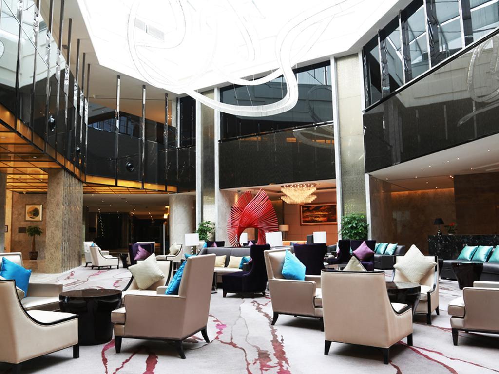 Ramada Plaza Liuzhou Liudong Hotel Eksteriør billede